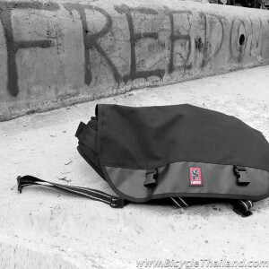 Chrome Bag Gives Freedom
