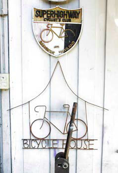 BICYCLE HOUSE 1